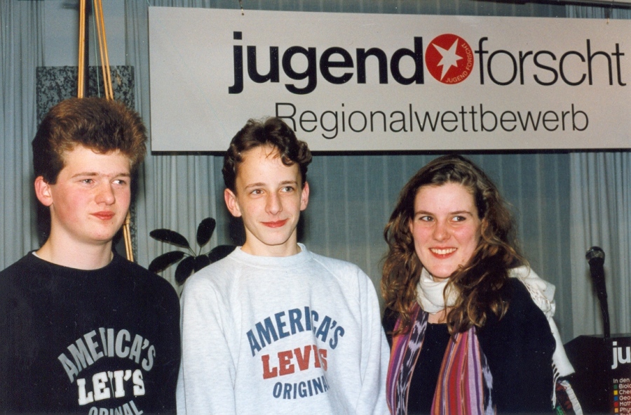 Gerd Nolden, Mario Simons and Silke Kremer at the regional competition "Jugend forscht"
