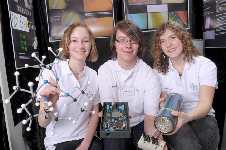 Our liquid crystal researchers at the state contest (source: Bayer AG)