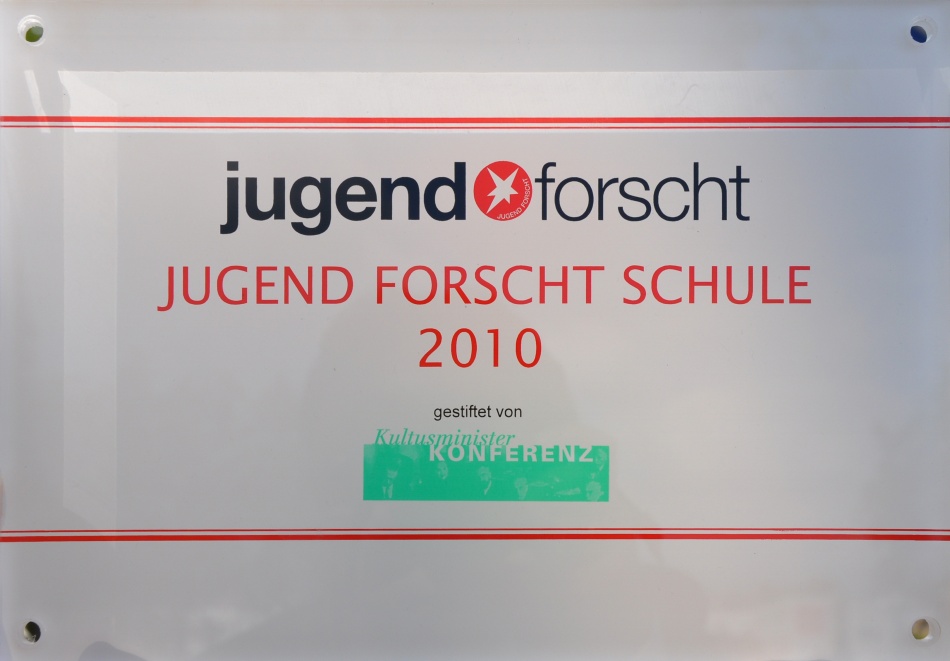 The sign for Germany's Jugend forscht School 2010