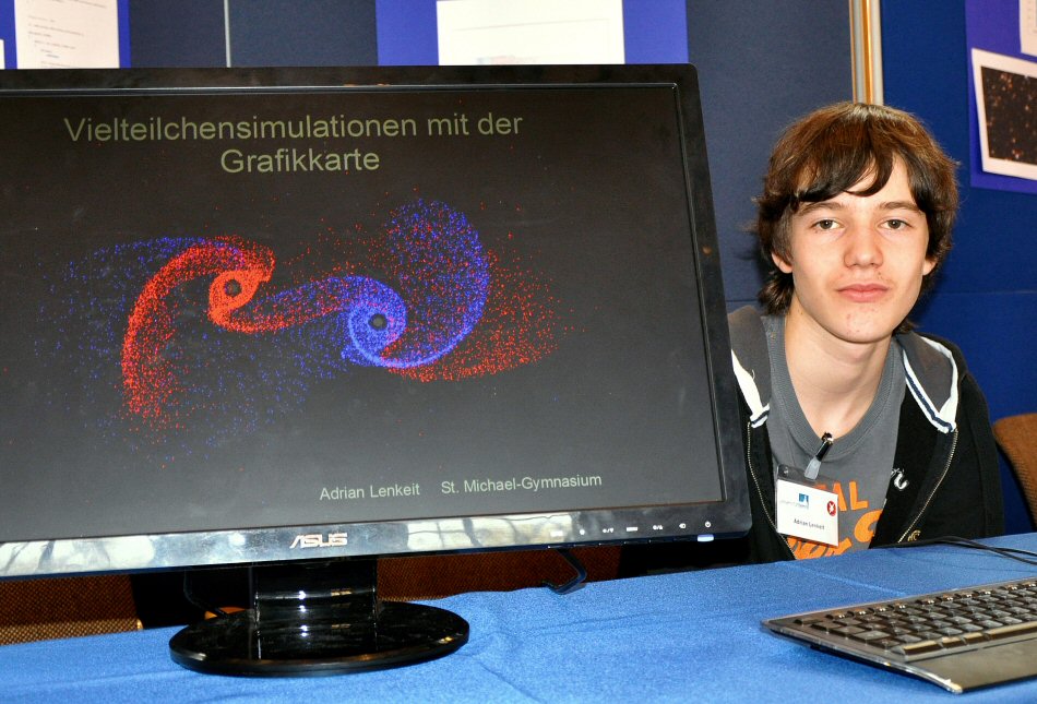 Adrian Lenkeit impresses the jury at the regional competition in Bonn with his many-body simulations
