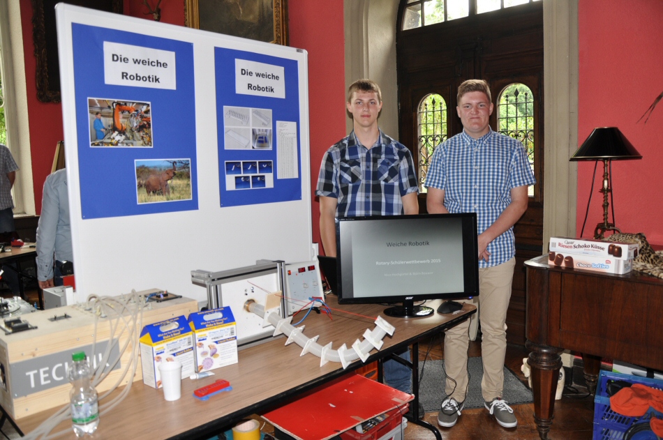 Björn Bouwer and Nico Hochgürtel at the Rotary Student Contest