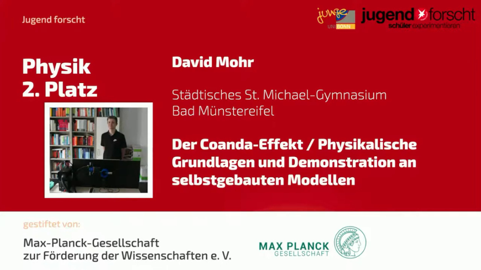 David Mohr wird mit seiner Arbeit über den Coanda-Effect zweiter in Physik auf dem digitalen Regionalwettbewerb